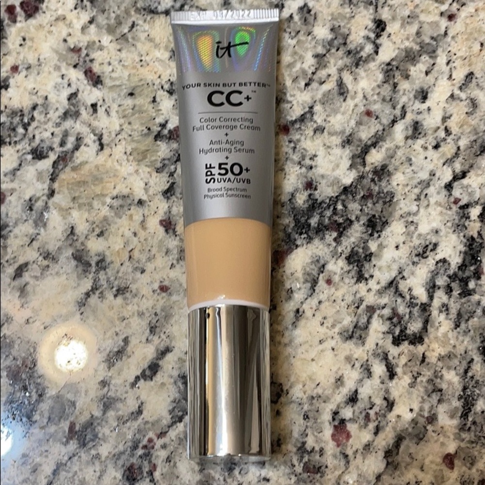 it Cosmetics Your Skin But Better Full Coverage CC